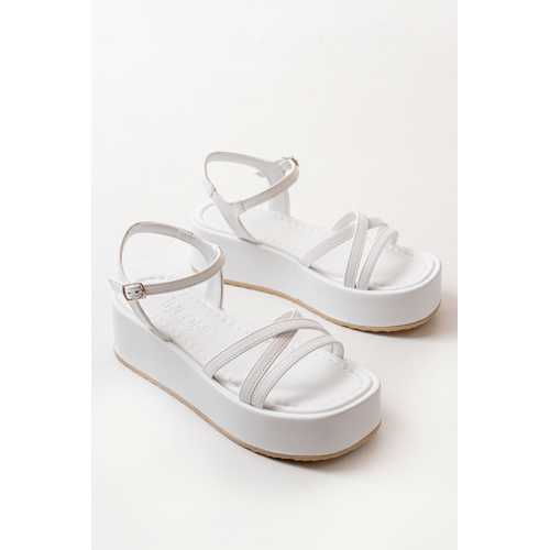 861-1016 SİYAH DOLGU KADIN SANDALET