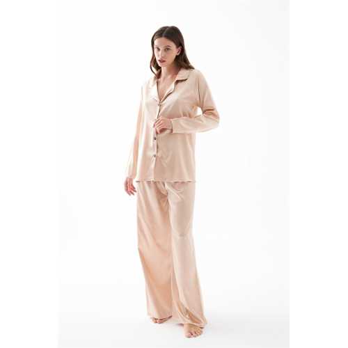 KADIN BEJ OVERSIZE SATEN PIJAMA TAKIMI – RAHAT KESIM ŞIK EV GIYIM SETI