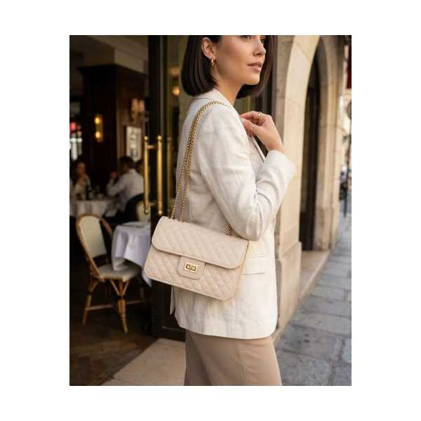 KREM KAPITONE SUNI DERI GOLD ZINCIRLI OMUZ ÇANTA 23×16 CM