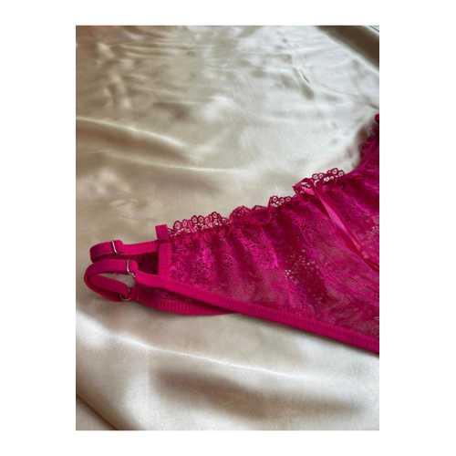 PEMBE FANTEZİ KÜLOT DANTEL DETAYLI KADIN İÇ GİYİM