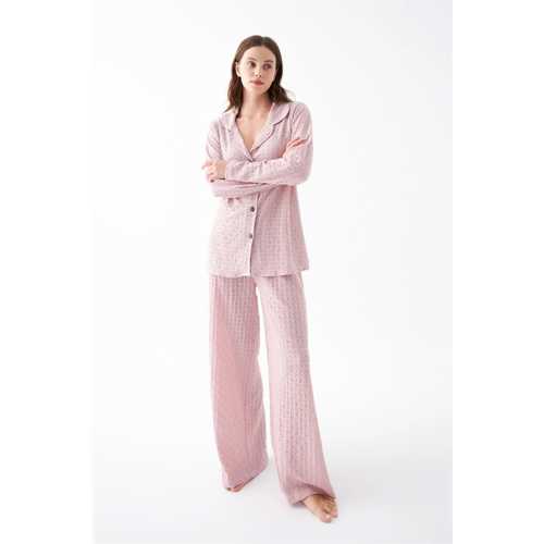 KADIN PEMBE ÖNDEN DÜĞMELI RAHAT KESIM PIJAMA TAKIMI – GÜNLÜK EV GIYIM SETI