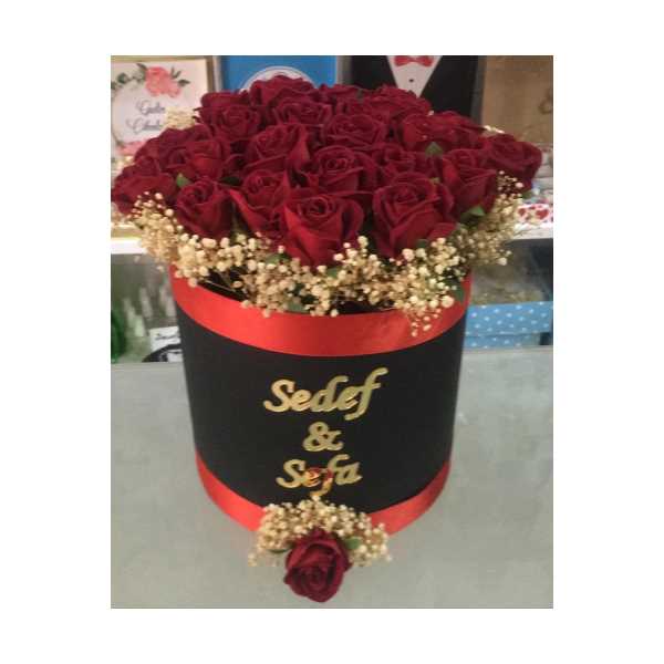 SİLİNDİR KUTULU GÜL BUKETİ