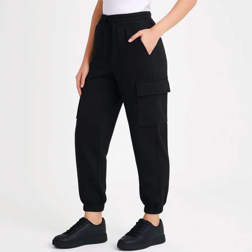 SİYAH JOGGER EŞOFMAN ALTI RAHAT KALIP, KARGO CEPLİ,  LASTİKLİ PAÇA, GÜNLÜK SPOR PANTOLON - SİYAH