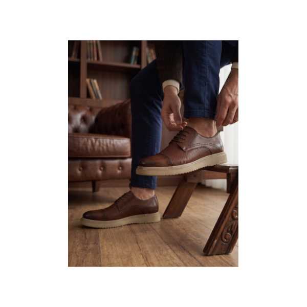 ERKEK TABA RENGİ DERİ KALIN TABANLI SMART CASUAL BAĞCIKLI AYAKKABI